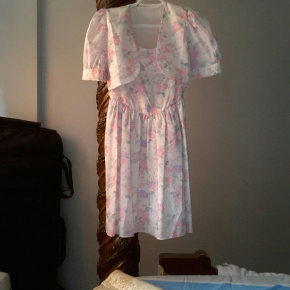 Children's Dress - Picture 1 of 1